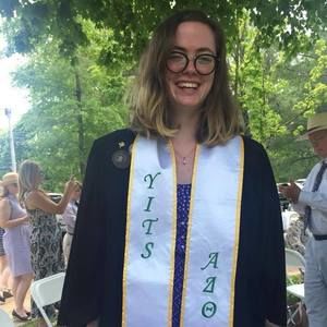 Meet your Posher, Phoebe